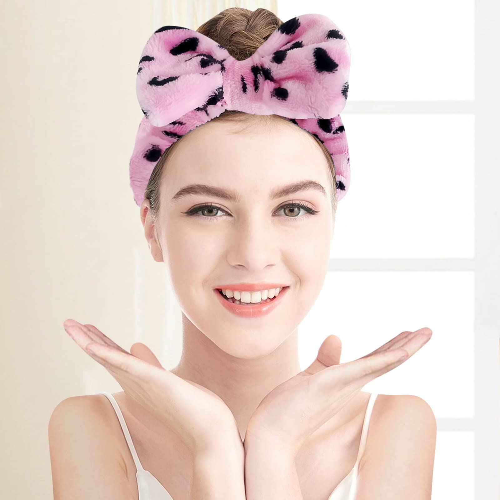 【新品・タグ付】まめゴマ　洗顔セット（ポーチ　タオル　ヘアバンド　ヘアクリップ） 新品・タグ付】まめゴマ 洗顔セット（ポーチ タオル ヘアバンド